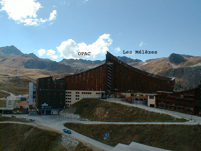 Vue d'ensemble depuis l'est.