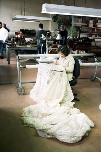 Atelier de racommodage au premier étage
