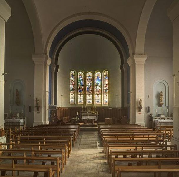 Vue d'ensemble intérieure en direction du choeur.