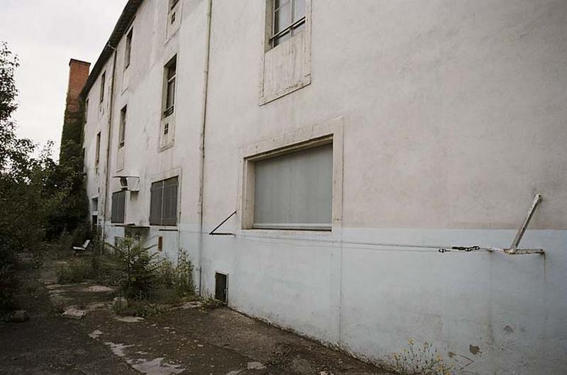 Façade est du bâtiment principal