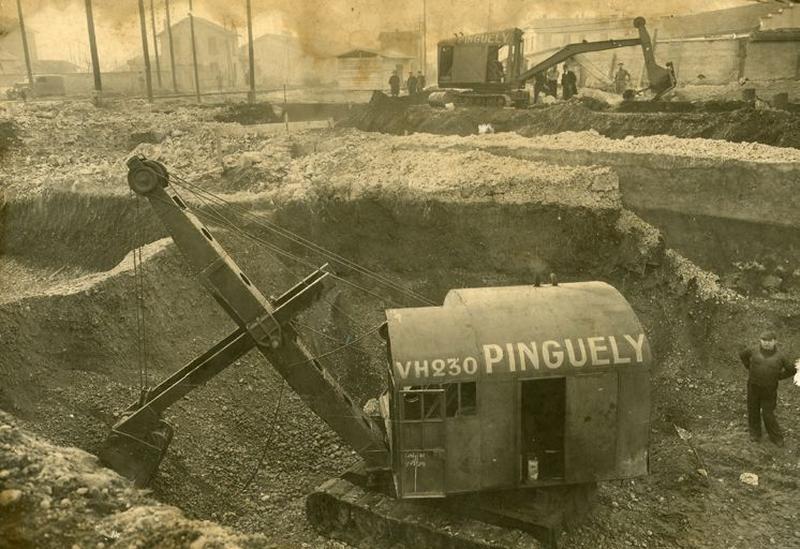 Grue VH 230 Pinguély fabriquée à Vaise