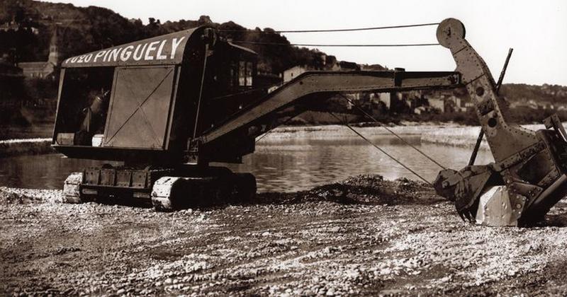 Grue Pinguély