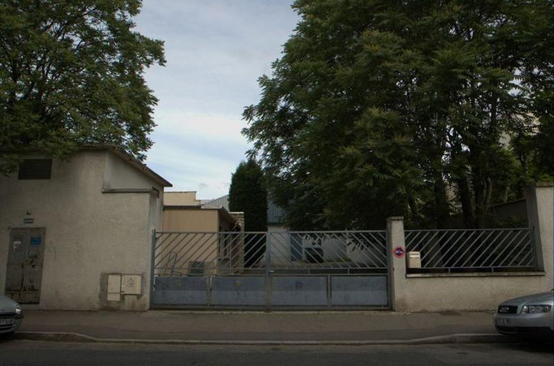 Entrée principale du 8 rue Lt-Cl-Girard