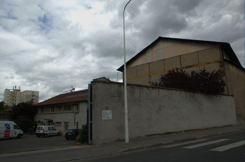 Façade ouest de la deuxième halle