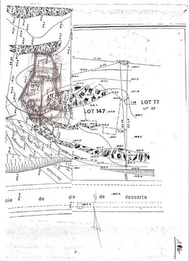 Emplacement du chalet Armonia. Surchage / J. Labro, 1983 sur le plan topographique d'A. Dumont, 1966