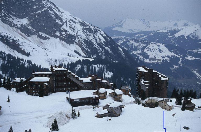 Vue rapprochée du quartier des Dromonts, avec situation du chalet