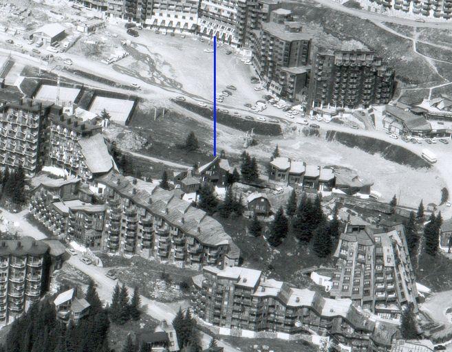 Vue d'ensemble du quartier avec situation du chalet. Photographie 1980 (A. privées J. Labro)