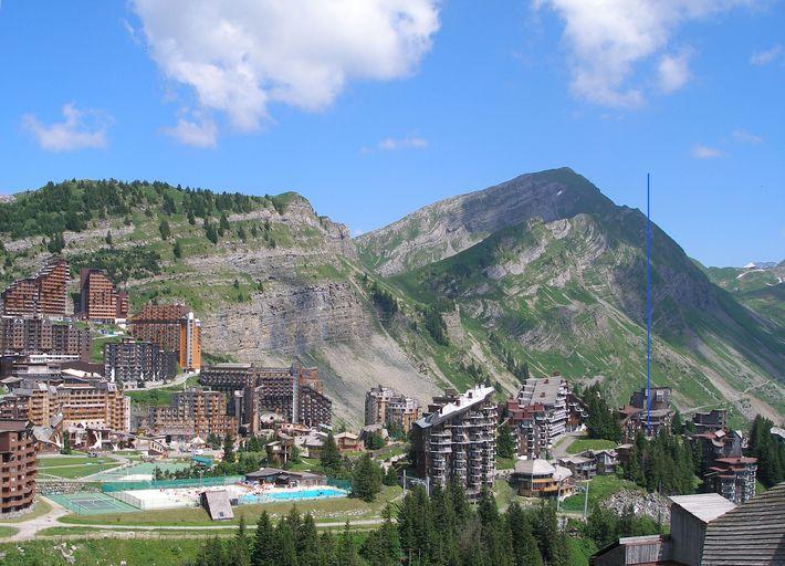 Vue d'ensemble du quartier avec la situation du chalet Soya