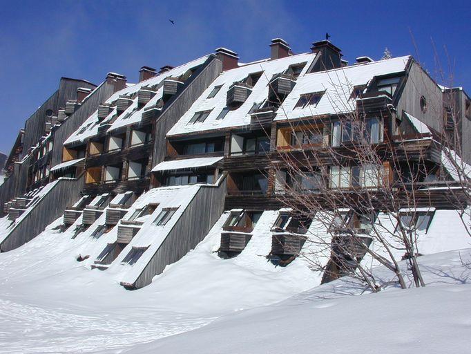 Le Mélèze 2. Façade aval en hiver