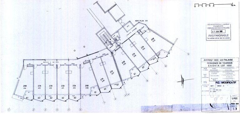 Permis de construire modificatif. Plan du niveau A / J. Labro, J. J. Orzoni, bureau d'études Decaen, février 1988 (AC Morzine)