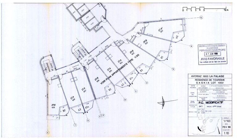 Permis de construire modificatif. Plan du 6e étage / J. Labro, J. J. Orzoni, bureau d'études Decaen, février 1988 (AC Morzine)