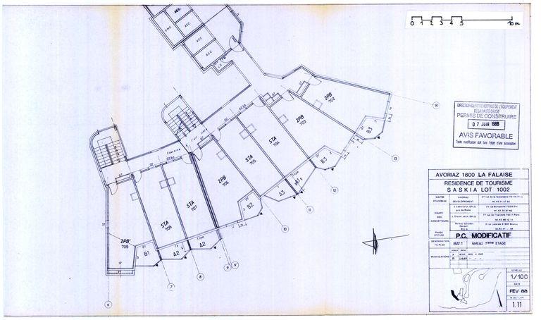 Permis de construire modificatif. Plan du 7e étage / J. Labro, J. J. Orzoni, bureau d'études Decaen, février 1988 (AC Morzine)