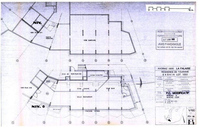 Permis de construire modificatif. Plan des niveaux A et rez-de-chaussée / J. Labro, J. J. Orzoni, bureau d'études Decaen, février 1988 (AC Morzine)