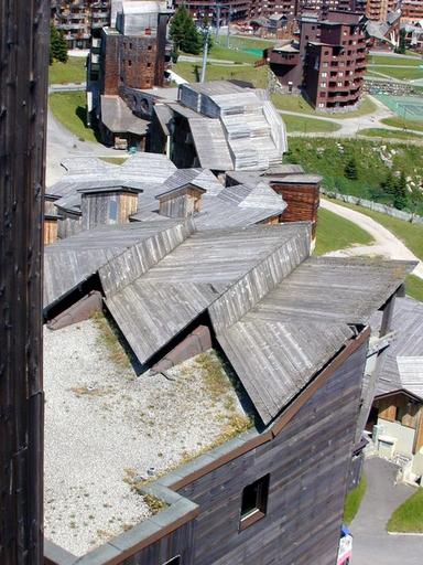 Vue d'ensemble des toits depuis le sud