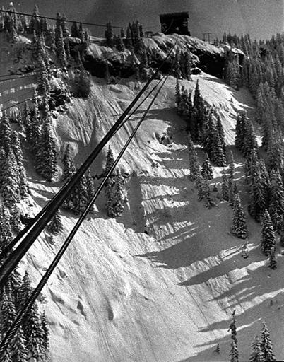 Vue d'ensemble depuis l'ouest. Photographie 1962 (A. Office du Tourisme d'Avoriaz)