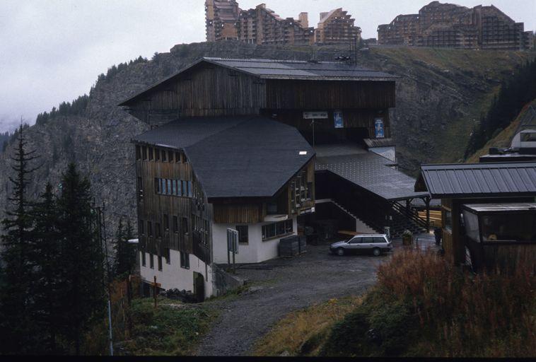 Vue d'ensemble depuis le sud-est. Photographie 1989