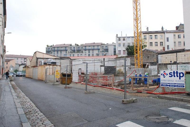 Vue nord, vue arrière du site
