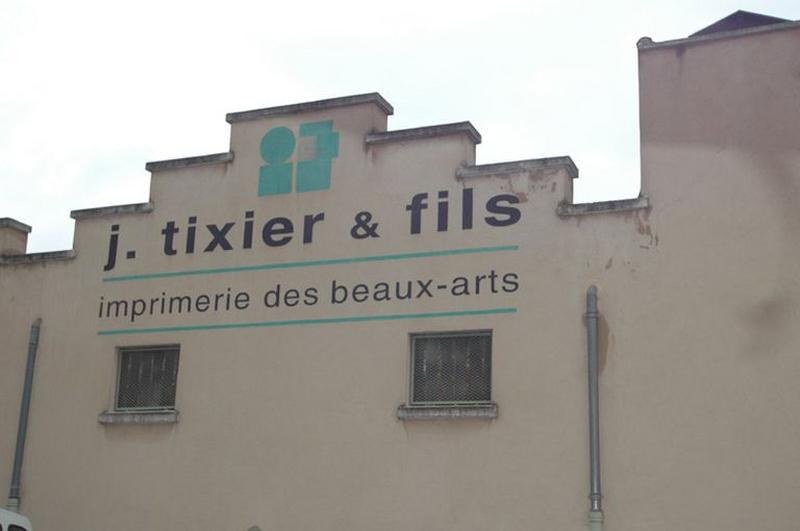 Enseigne : J. Tixier et fils imprimerie des beaux arts