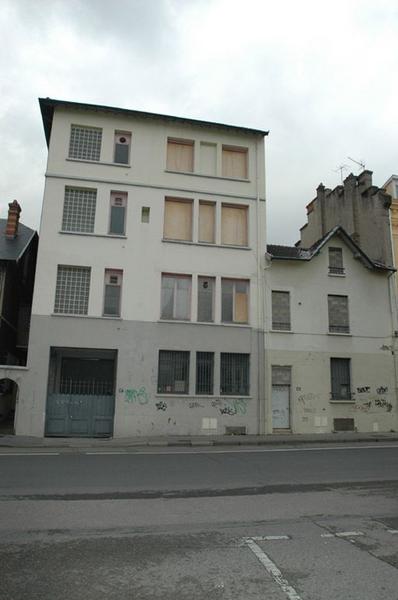 Usine, façade principale, avenue Lacassagne.