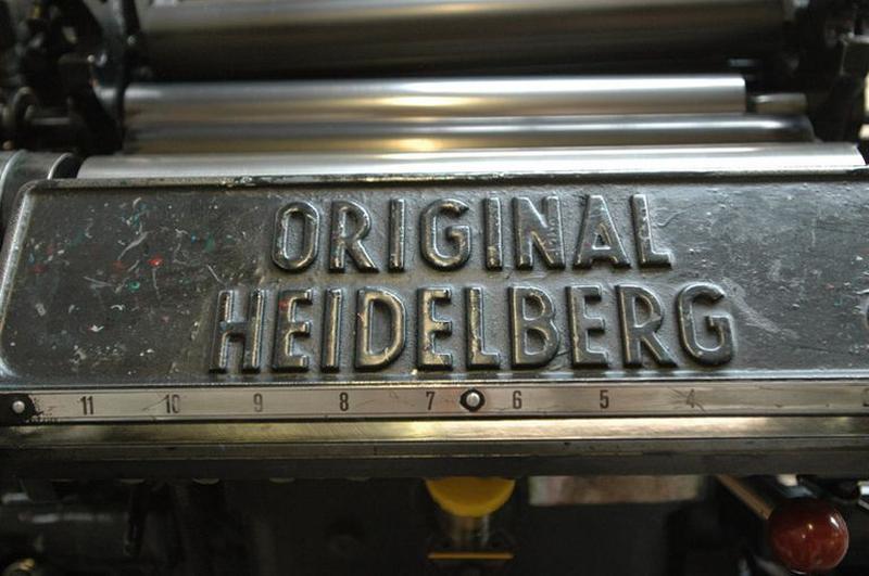 Détail de la marque de la machine Original Heidelberg, (typo).
