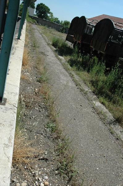 Traces des anciens embranchements ferroviaires