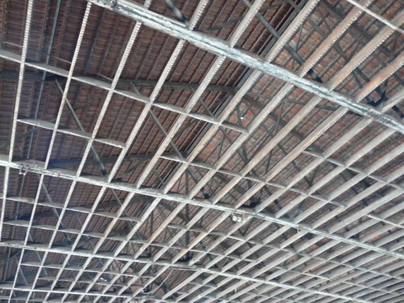 Détail charpente de la grande halle n° 76
