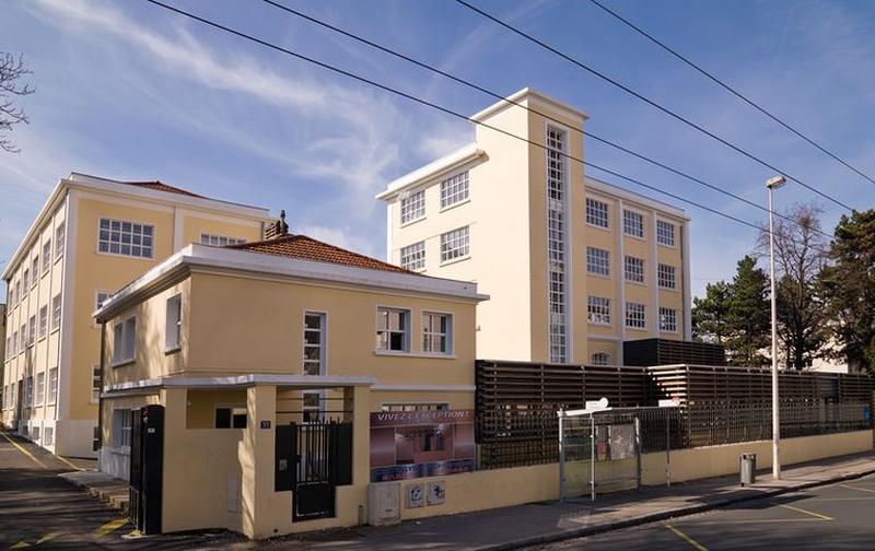 Batiment réhabilité, vue ouest
