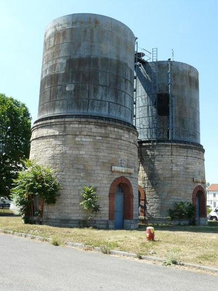 Vue sud des château d'eau