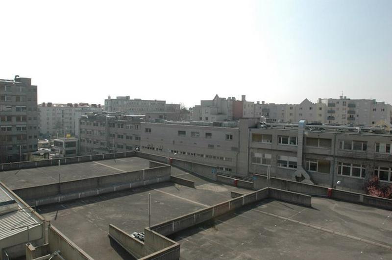 Vue nord-est des toitures