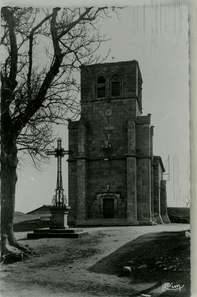 [Vue d'ensemble depuis l'ouest.]