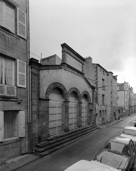 Ancienne Grande boucherie, incendiée en 1851, agence d'architecture depuis 1995.