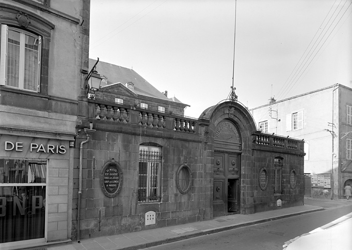 Vue générale de la façade.