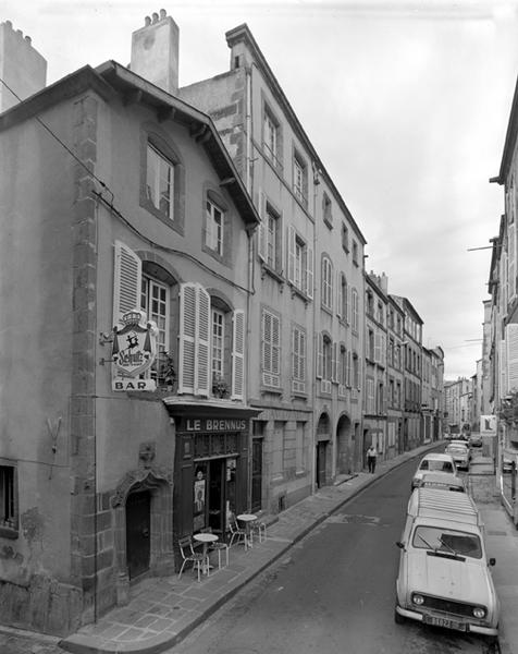 Rue Hippolyte Gomot, vue générale prise depuis le n°22