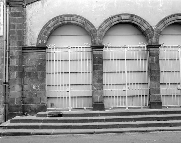 Détail de l'ancienne Grande boucherie : les arcades.