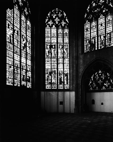 Vue d'ensemble des baies de la partie sud est du choeur.