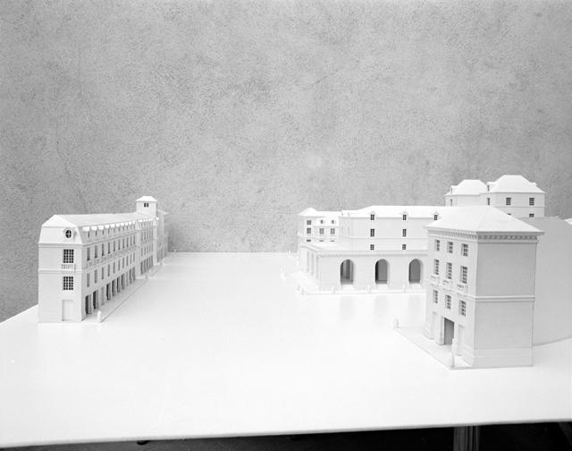 Restit. du projet : maquette, vue en perspective, de l'est.