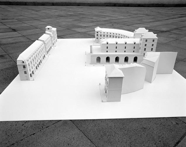 Restit. du projet : maquette, vue plongeante générale, de l'est.