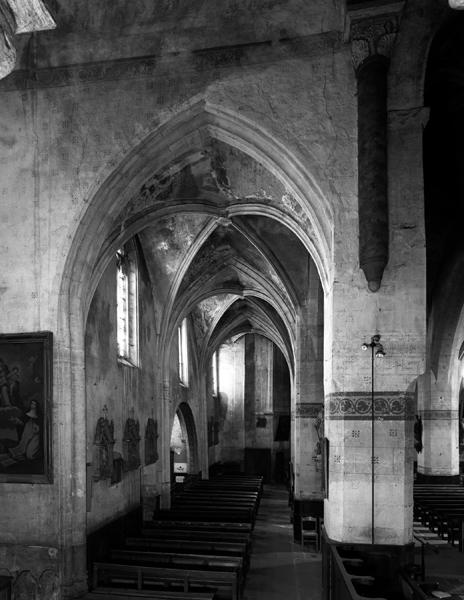 Vue générale du bas-côté sud depuis le transept