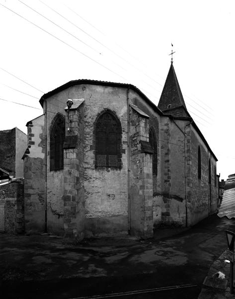 Vue générale du chevet de l'église