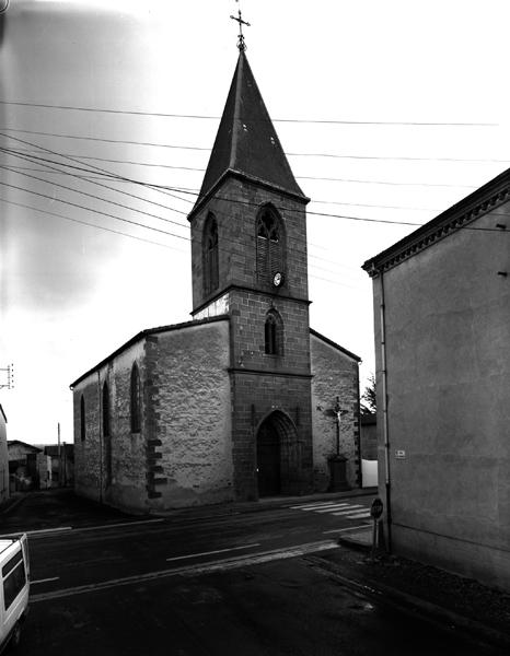 Vue générale de l'église depuis le nord-ouest