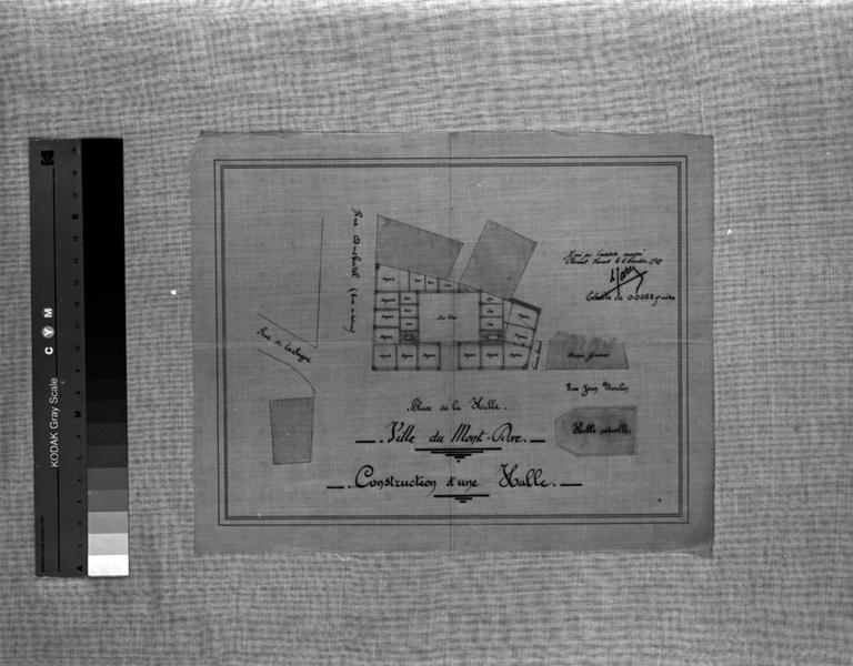 'Ville du Mont-Dore Construction d'une halle Plan du rez-de-chaussée Calque, encre noire, lavis gris et orange; par Louis Jarrier, 6 novembre 1901'