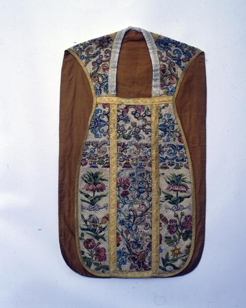 Chasuble, devant, vue générale