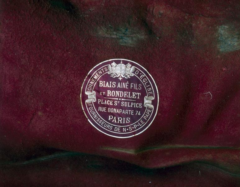 Marque de marchand sur la face interne du couvercle de l'écrin : Biais aîné fils et Rondelet, Paris.