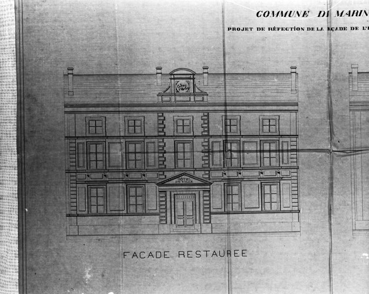 Commune de Maringues. Projet de réfection de la façade de l'hôtel de ville., élévations [détail de la façade restaurée], dessin encre sur calque, par Achille Ballière, le 10 octobre 1884.