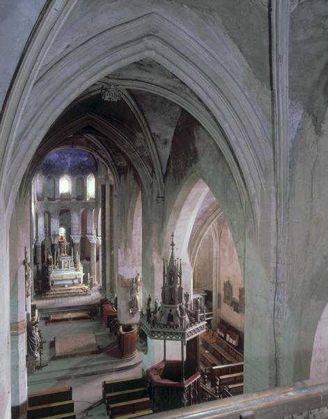 Vue générale du choeur depuis la tribune