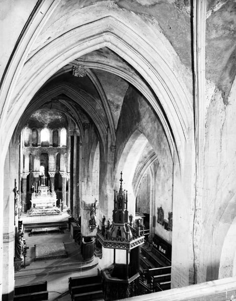 Vue générale du choeur depuis la tribune