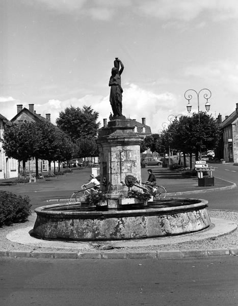 Vue générale de la fontaine