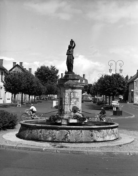 Vue générale de la fontaine