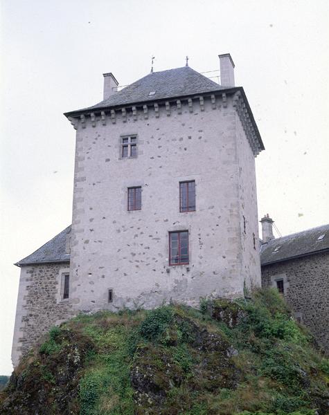 Elévation ouest de la tour du XVe siècle