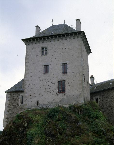 Elévation ouest de la tour du XVe siècle